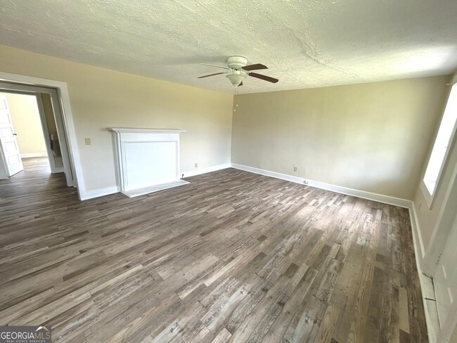 Building Photo - 2455 Pegasus Parkway