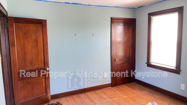 Building Photo - 93 Briggs St