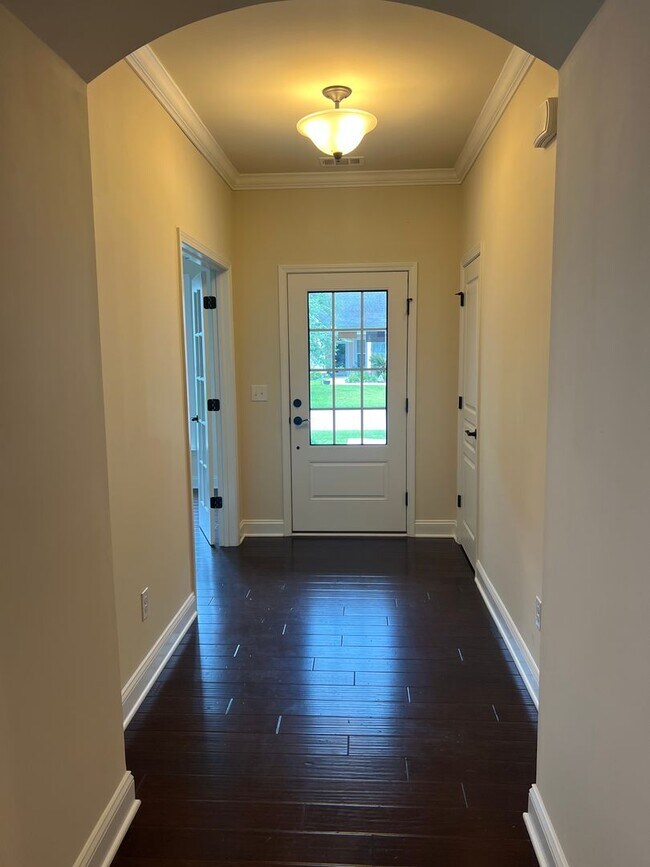 Building Photo - Private Stunning Views from this Beautiful...