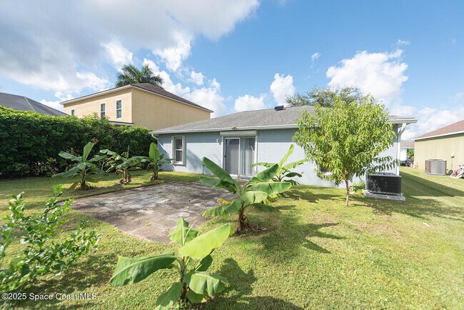 Building Photo - 5081 Spinet Dr