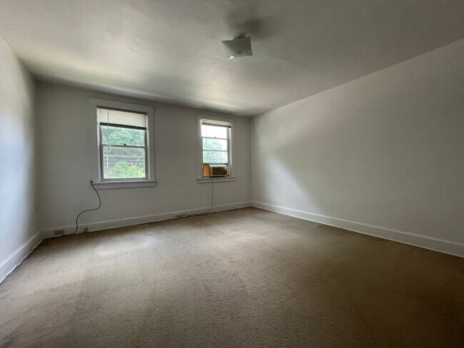 Building Photo - Available August 1, 2026; Lease will end July 27, 2027