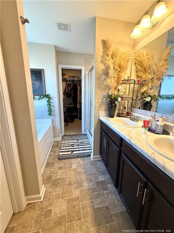 Building Photo - 2150 Stonewash Dr