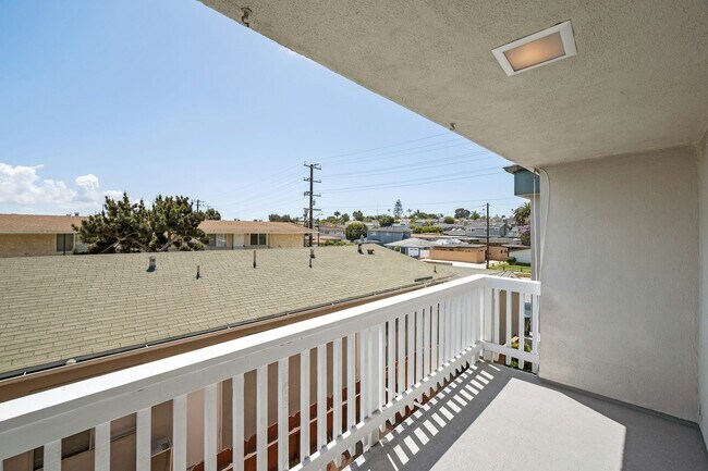 Building Photo - 2508 Aviation Blvd