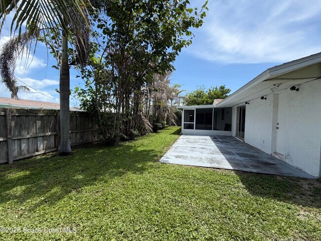 Building Photo - 232 Terrace Shores Dr