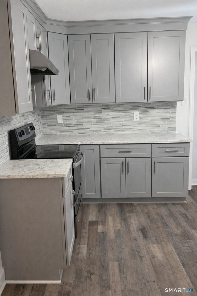 Building Photo - 53 Nordstrand Ave