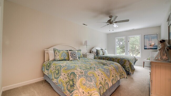 Building Photo - 1332 Wallace Pate Dr