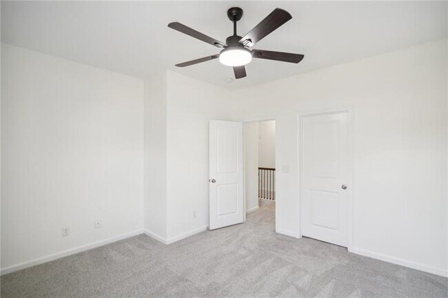 Building Photo - 5770 Rialto Way