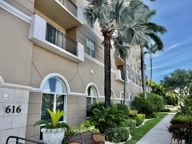 Building Photo - 616 Clearwater Park Rd