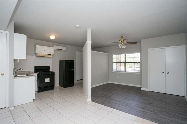 Building Photo - 5401 Loadstone Cove