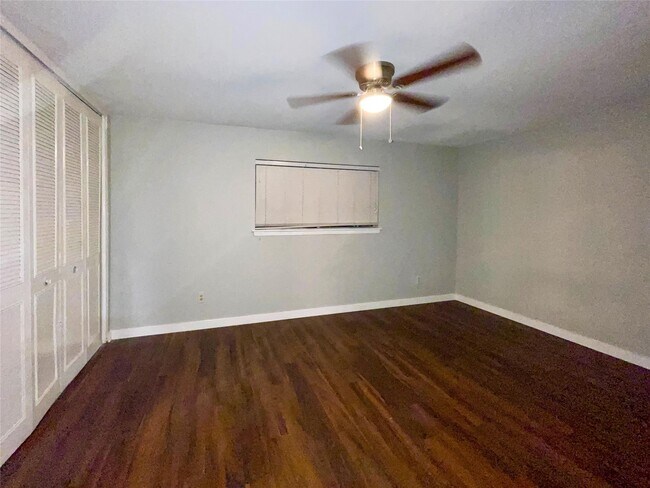 Building Photo - 2675 Gessner Rd