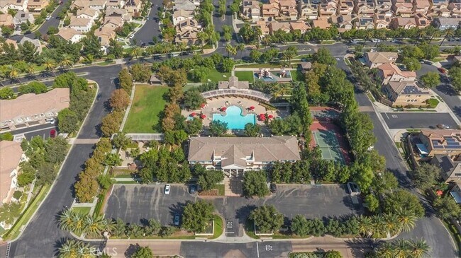 Building Photo - 15876 Parkhouse Dr