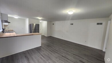 Building Photo - Pleasant Valley Shopping Center Residential