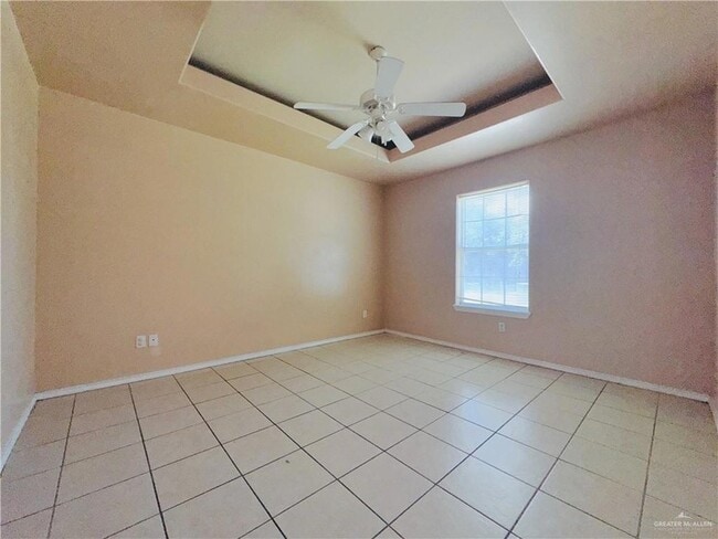 Building Photo - 1409 W Prosperity Dr