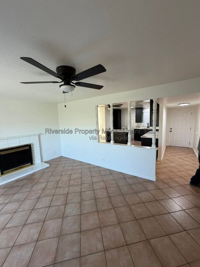 Building Photo - 4500 Sutton Pl
