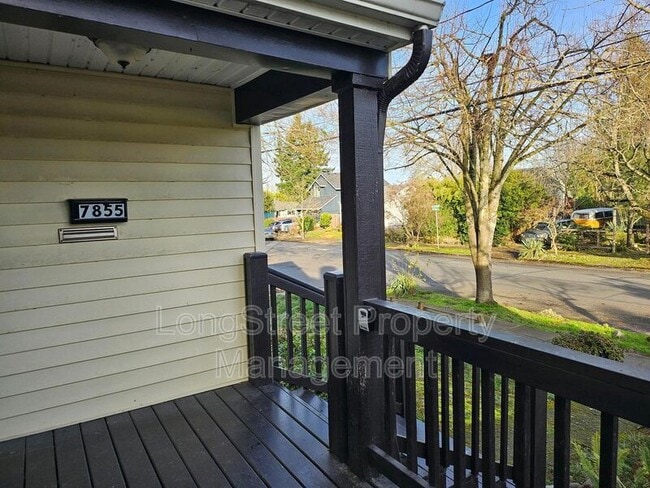 Building Photo - 7855 N Wabash Ave