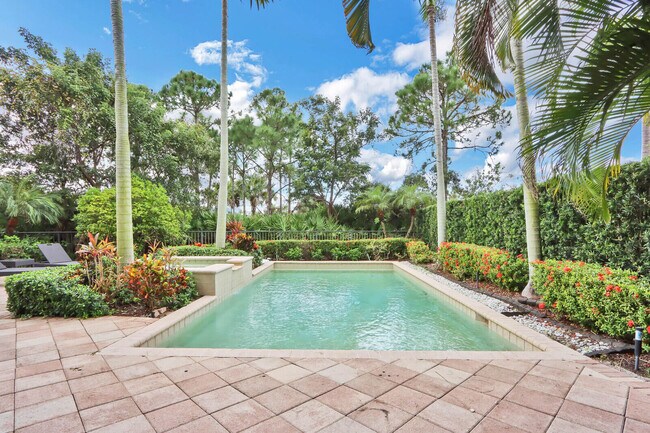 Building Photo - 124 Tulip Tree Ct