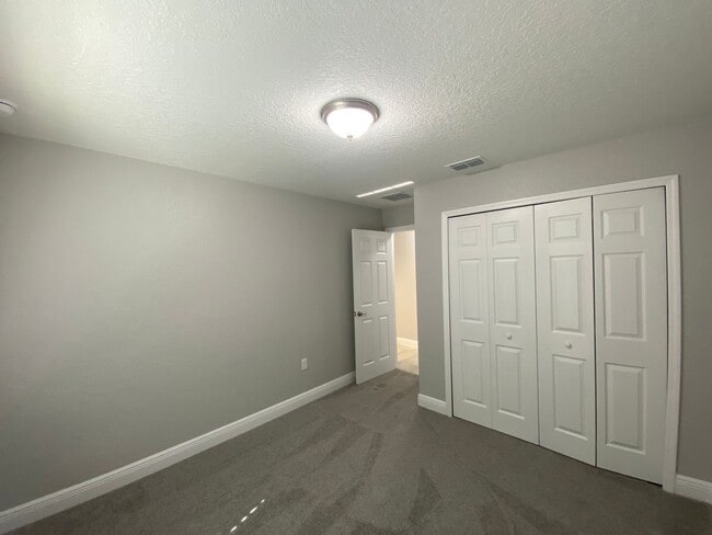 Building Photo - Beautiful  Home Citrus Springs - 4/2/2 Gre...