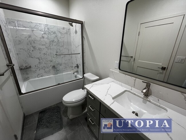 Building Photo - ROOM FOR RENT: Gorgeous, NEW Construction in Desirable, Sunny Prospect Heights!  Co-signers Accep...