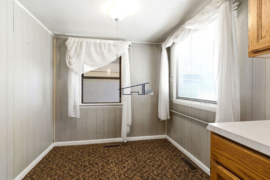 Building Photo - 3964 W 2550 S