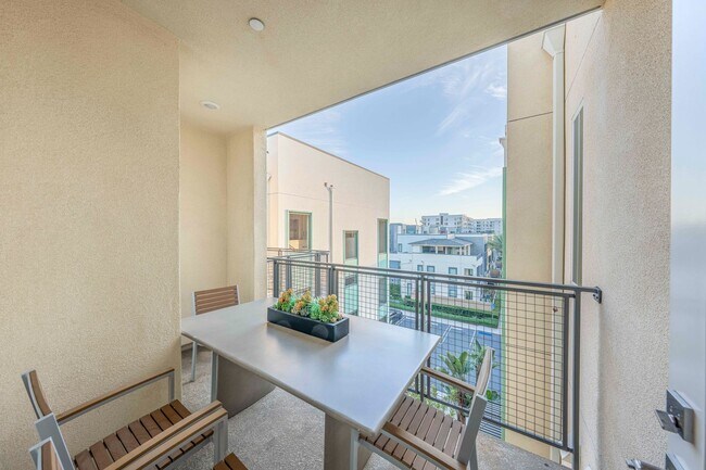 Building Photo - 113 Bowery