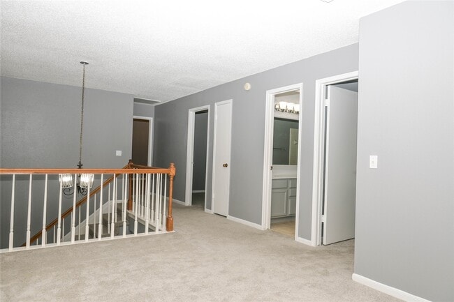 Building Photo - 2607 Woodstream Blvd