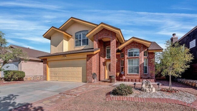 Building Photo - 1460 Paseo De Flor St