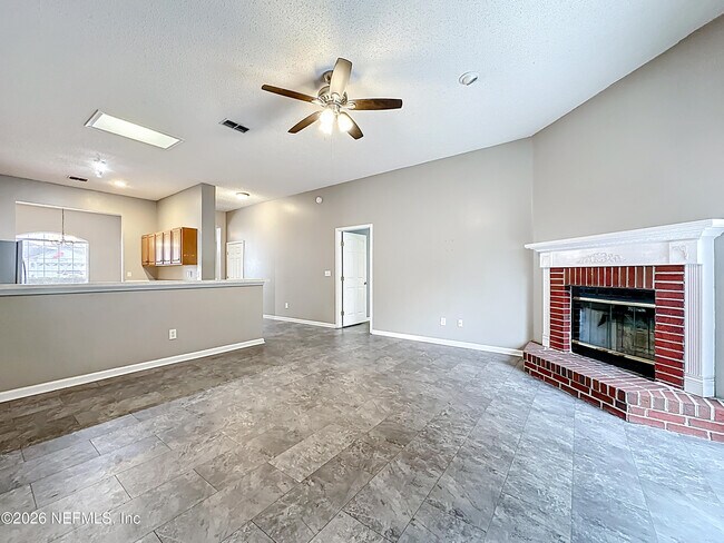 Building Photo - 3020 Golden Pond Blvd