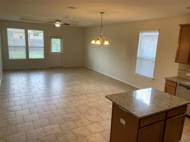 Building Photo - 113 Sierra Mar Lp