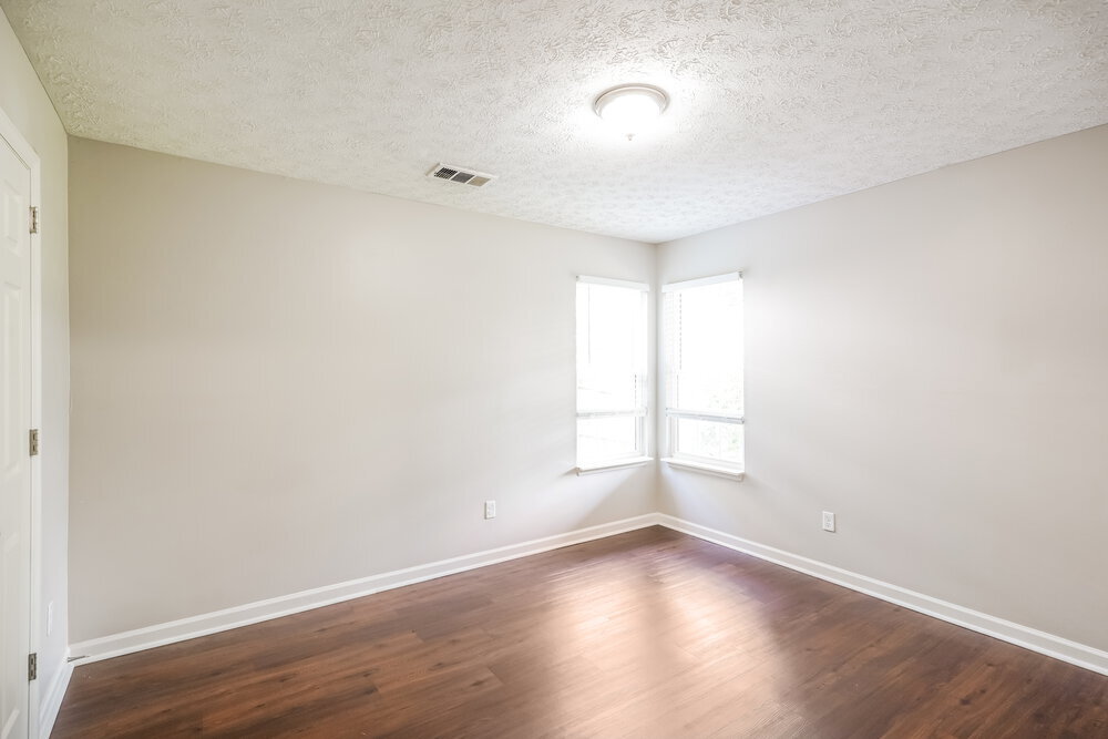 Building Photo - 1207 Cedarbend Dr