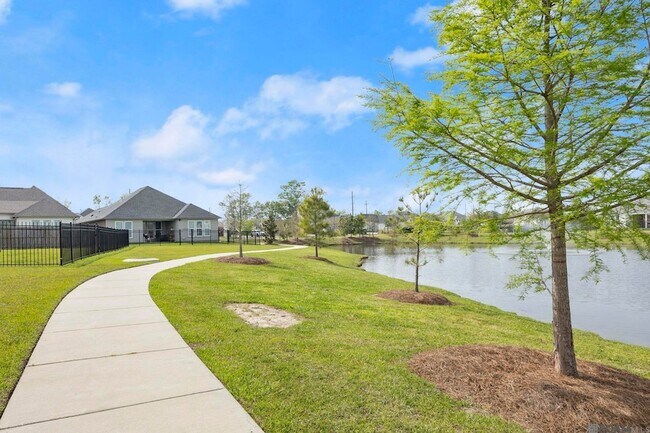 Building Photo - 3143 Canewood Ln