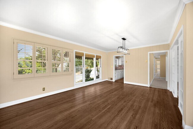 Building Photo - Charming La Habra Heights Home with Scenic Views – 2 Bed, 2 Bath