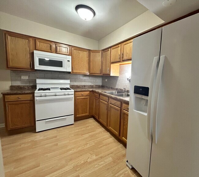 Building Photo - 6616 104th Pl