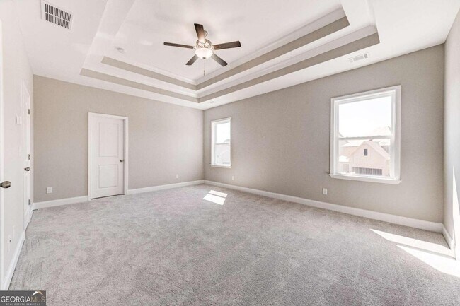 Building Photo - 1060 River Park Dr