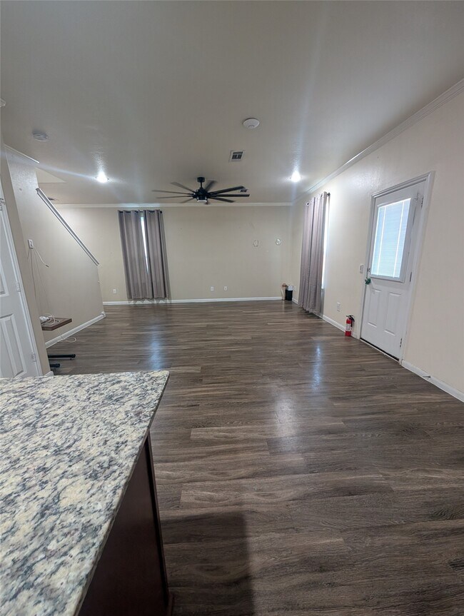 Building Photo - 10719 Rustic Walkway Cir