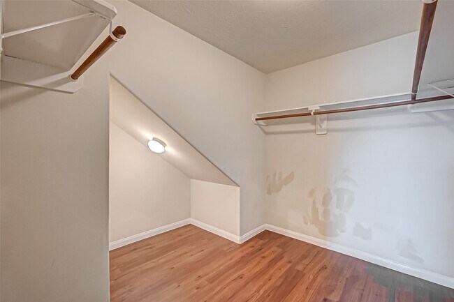 Building Photo - 838 Darbydale Crossing Ln