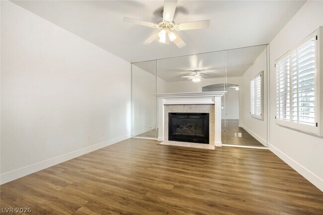 Building Photo - 1416 Palantine Hill Dr