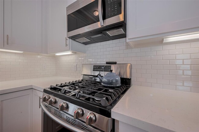 Building Photo - 2604 Bevis St