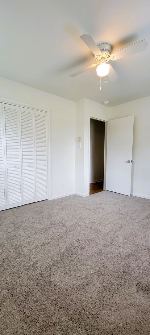 Building Photo - Pristine ranch on corner lot in Chesterfield.