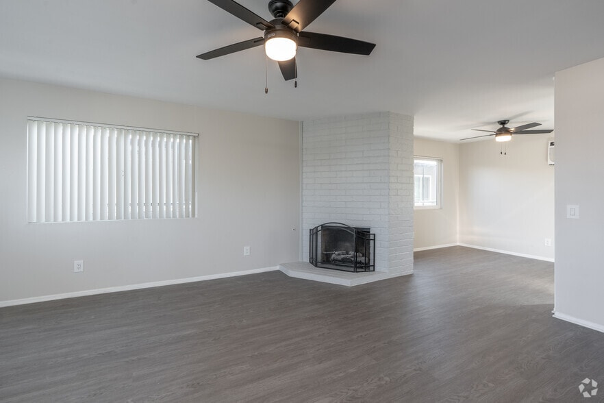 3BR, 3BA - 1,320SF - Living Room - Richelieu Apartments