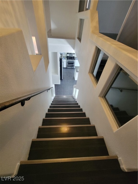 Building Photo - 2094 Silver Breeze Ave