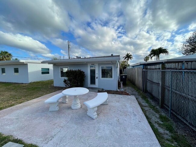 Building Photo - 4344 Mars Ave