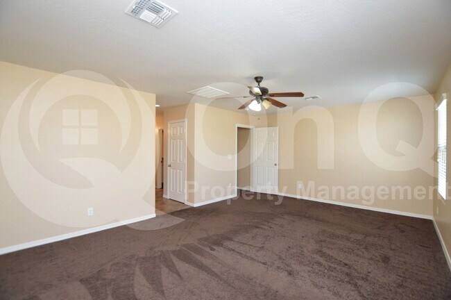 Building Photo - 2531 W Desert Vista Trail