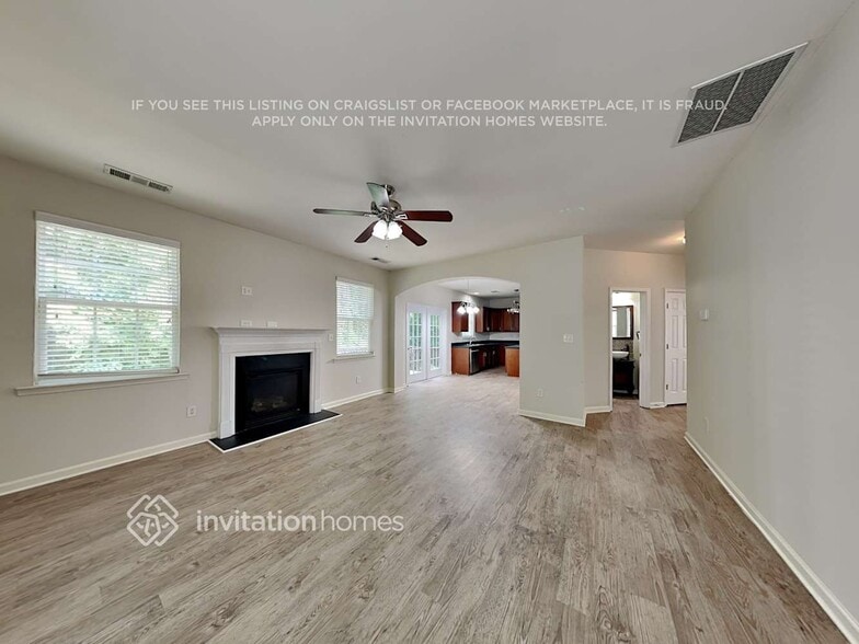 Building Photo - 4517 Creekside Cove