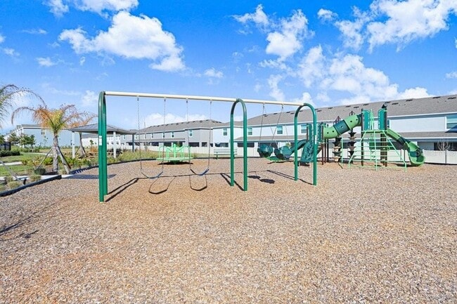 Building Photo - 31298 Paper Birch St