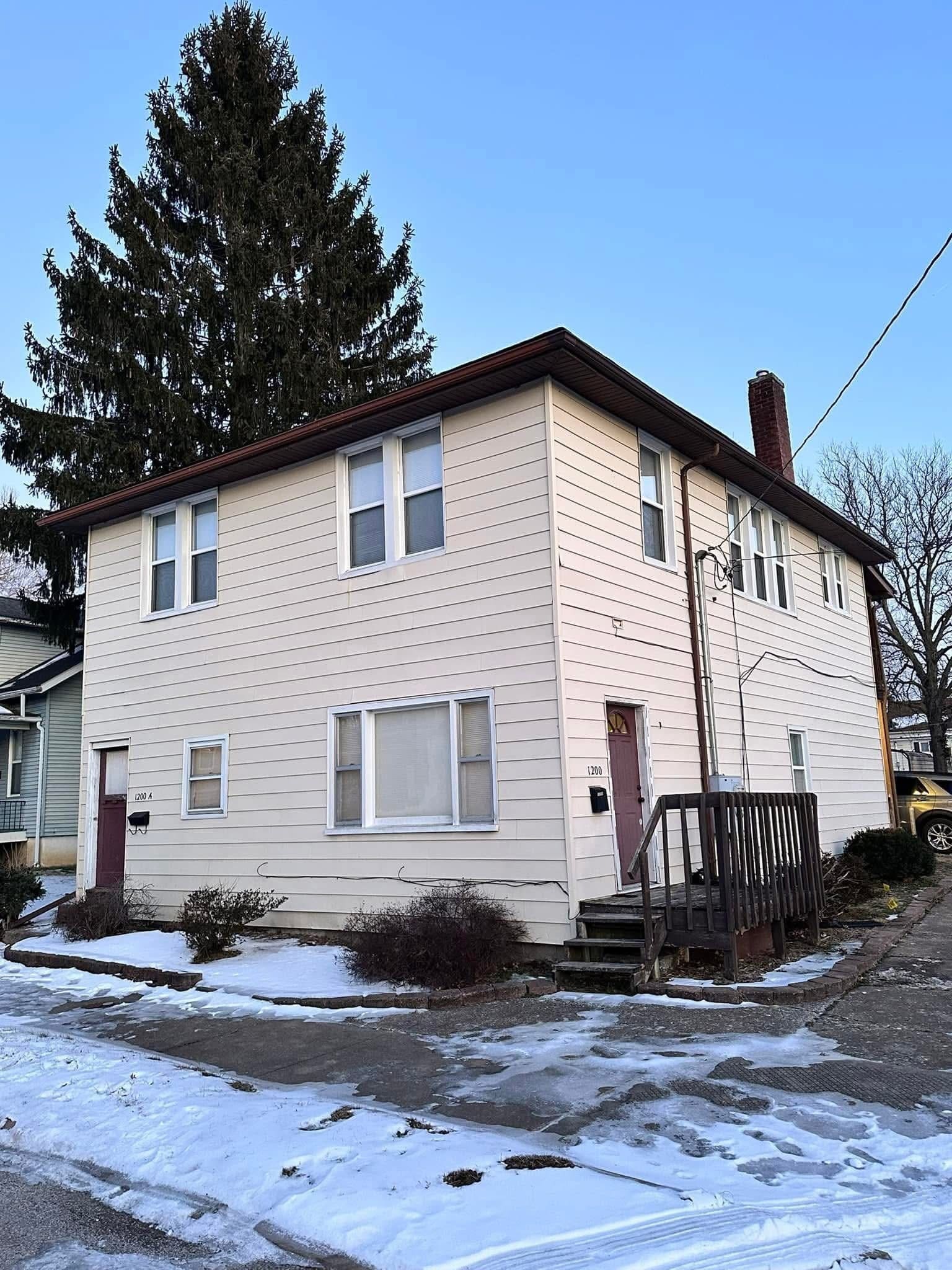 Building Photo - 1200 N Charles St