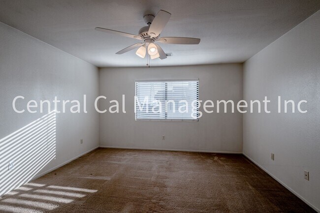 Building Photo - 8404 Laborough Dr