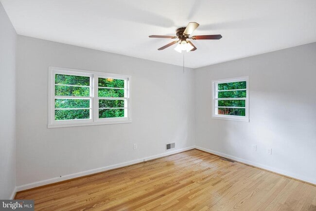 Building Photo - 1117 Westbriar Ct NE