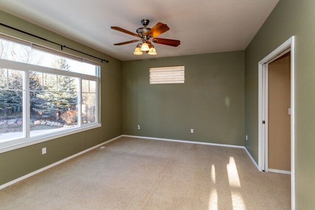 Building Photo - Beautiful Ranch in Pine Creek!