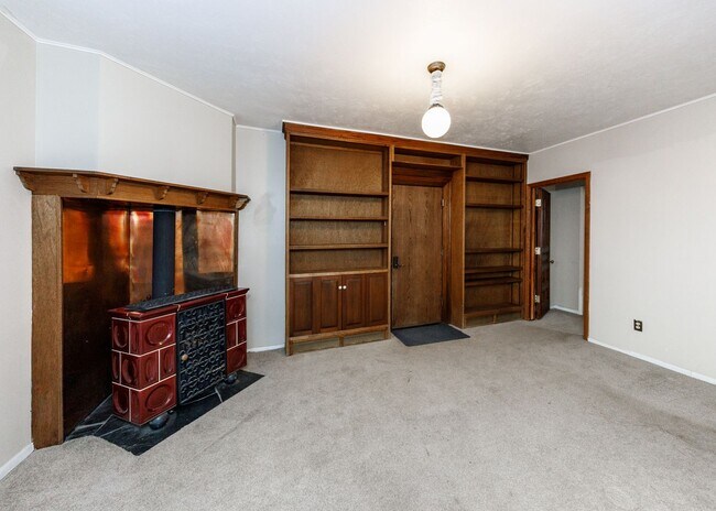 Building Photo - Palmer Park 3 bedroom