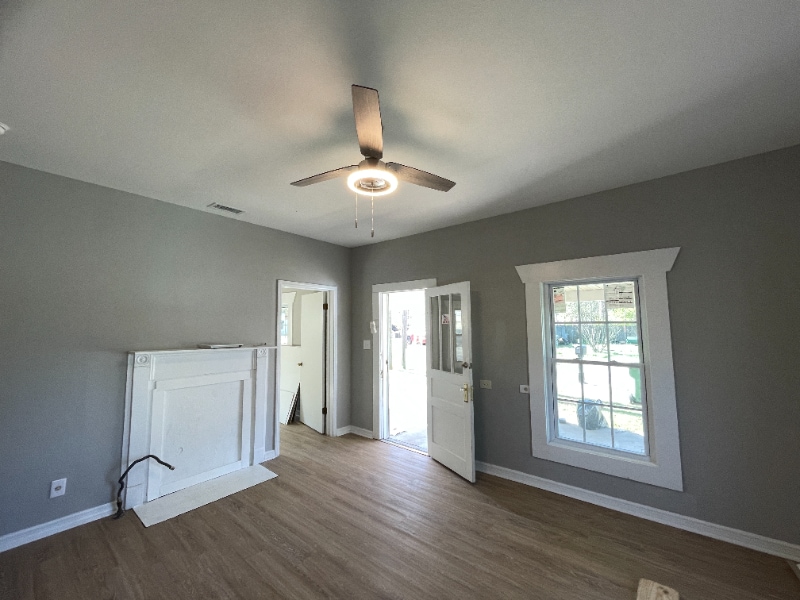 Building Photo - 214 Treymore Ave NW